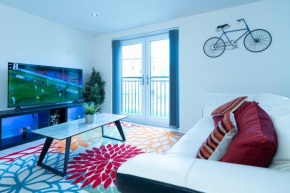 Luxury Ground Floor 2 Bedroom Apartment free WiFi & Parking